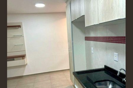 Apartamento à venda com 2 quartos, 44m² em Vila Pires, Santo André