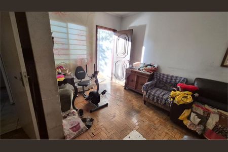 Casa à venda com 2 quartos, 180m² em Conjunto Residencial Butanta, São Paulo