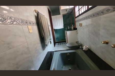 Casa à venda com 4 quartos, 313m² em Barreto, Niterói