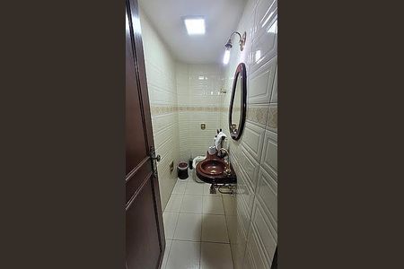 Casa à venda com 4 quartos, 313m² em Barreto, Niterói