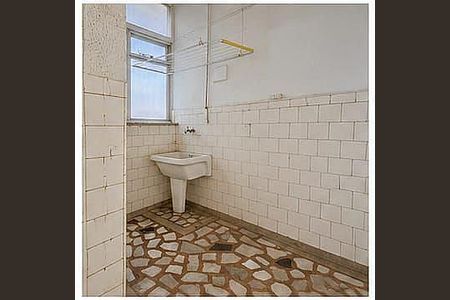 Apartamento à venda com 2 quartos, 80m² em Centro, Niterói