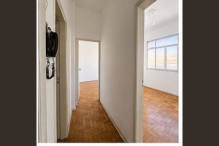 Apartamento à venda com 2 quartos, 80m² em Centro, Niterói