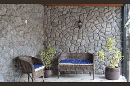 Apartamento à venda com 84m², 2 quartos e sem vaga