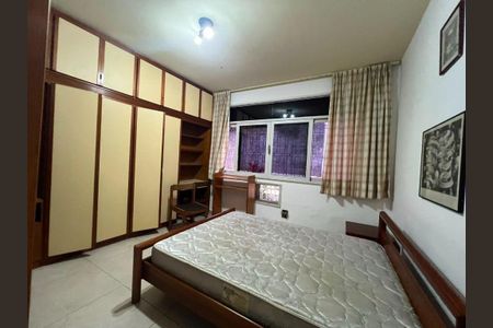 Casa à venda com 4 quartos, 450m² em São Francisco, Niterói