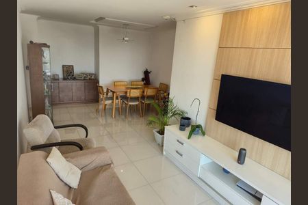 Apartamento à venda com 2 quartos, 68m² em Praça da Bandeira, Rio de Janeiro