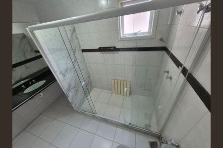 Casa à venda com 4 quartos, 217m² em Itaipu, Niterói