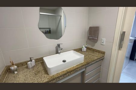 Banheiro de apartamento para alugar com 3 quartos, 84m² em Recreio dos Bandeirantes, Rio de Janeiro