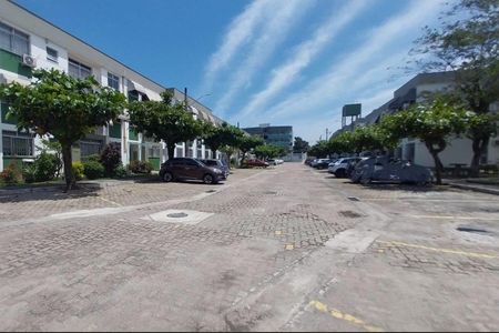Apartamento à venda com 60m², 2 quartos e 1 vaga Apartamento à venda com 60m², 2 quartos e 1 vagaEstacionamento