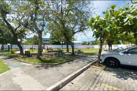 Apartamento à venda com 60m², 2 quartos e 1 vaga Apartamento à venda com 60m², 2 quartos e 1 vagaEstacionamento