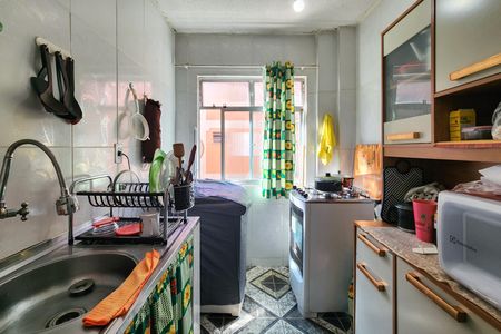 Cozinha de apartamento para alugar com 2 quartos, 55m² em Benfica, Rio de Janeiro