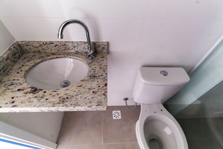 Banheiro de apartamento à venda com 2 quartos, 40m² em Vila Canero, São Paulo