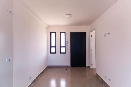Sala/Cozinha de apartamento à venda com 2 quartos, 40m² em Vila Canero, São Paulo