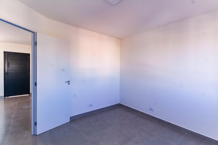 Quarto 1 de apartamento à venda com 2 quartos, 40m² em Vila Canero, São Paulo