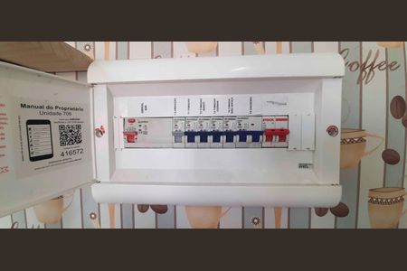 Apartamento à venda com 44m², 2 quartos e 1 vaga Apartamento à venda com 44m², 2 quartos e 1 vagaQuadro de Luz