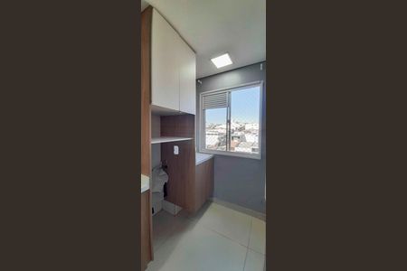Apartamento à venda com 44m², 2 quartos e 1 vaga Apartamento à venda com 44m², 2 quartos e 1 vagaÁrea de Serviço