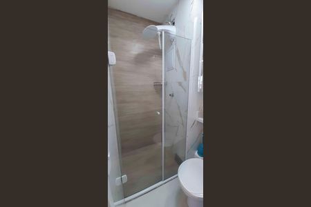 Banheiro de apartamento à venda com 2 quartos, 44m² em Santa Maria, Osasco