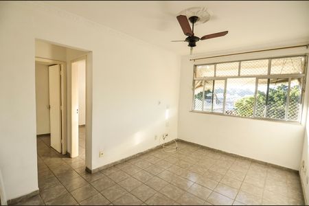 Apartamento para alugar com 60m², 2 quartos e sem vaga Apartamento para alugar com 60m², 2 quartos e sem vagaSala