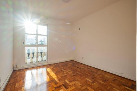 Apartamento para alugar com 135m², 3 quartos e 1 vaga Apartamento para alugar com 135m², 3 quartos e 1 vagaQuarto 2