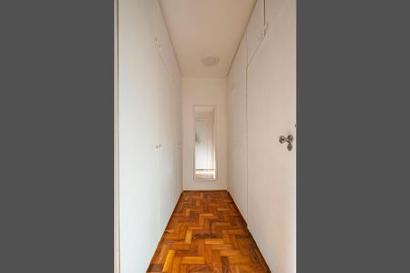 Apartamento para alugar com 135m², 3 quartos e 1 vaga Apartamento para alugar com 135m², 3 quartos e 1 vagaSuíte