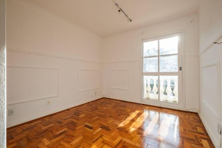 Apartamento para alugar com 135m², 3 quartos e 1 vaga Apartamento para alugar com 135m², 3 quartos e 1 vagaQuarto 3