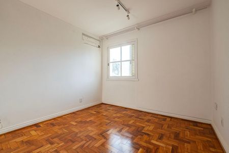Apartamento para alugar com 135m², 3 quartos e 1 vaga Apartamento para alugar com 135m², 3 quartos e 1 vagaSuíte