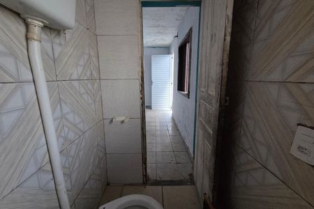 Banheiro de casa de condomínio para alugar com 1 quarto, 40m² em Anhanguera, Praia Grande