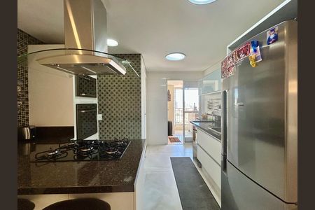 Apartamento à venda com 122m², 3 quartos e 3 vagas Apartamento à venda com 122m², 3 quartos e 3 vagasCozinha