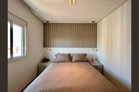 Apartamento à venda com 122m², 3 quartos e 3 vagas Apartamento à venda com 122m², 3 quartos e 3 vagasQuarto 1