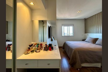Apartamento à venda com 122m², 3 quartos e 3 vagas Apartamento à venda com 122m², 3 quartos e 3 vagasQuarto 1
