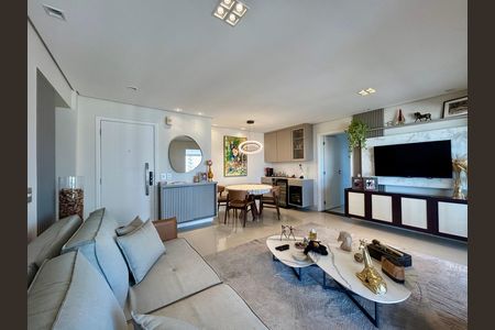 Apartamento à venda com 122m², 3 quartos e 3 vagas Apartamento à venda com 122m², 3 quartos e 3 vagasSala