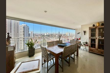 Apartamento à venda com 122m², 3 quartos e 3 vagas Apartamento à venda com 122m², 3 quartos e 3 vagasSala