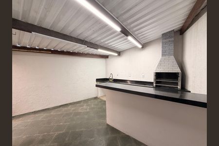 Quintal com Churrasqueira de casa à venda com 2 quartos, 160m² em Vila Sao Paulo, Jundiaí