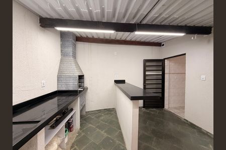 Quintal com Churrasqueira de casa à venda com 2 quartos, 160m² em Vila Sao Paulo, Jundiaí