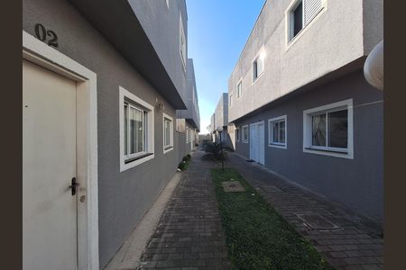 Casa de condomínio para alugar com 68m², 2 quartos e 1 vaga