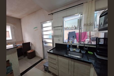 Casa de Condomínio para alugar com 2 quartos, 68m² em Caxangá, Suzano