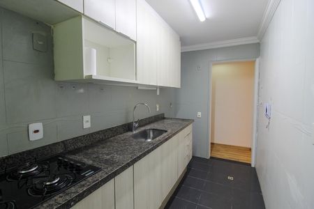 Cozinha de apartamento para alugar com 3 quartos, 67m² em Jardim Jussara, São Paulo