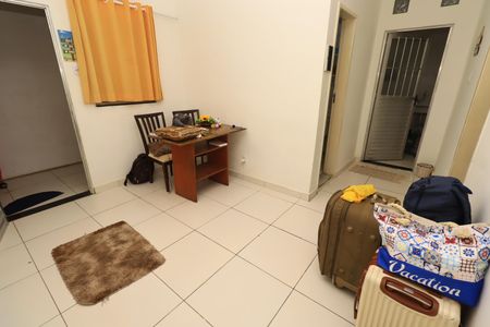 Casa para alugar com 60m², 2 quartos e sem vagaSala