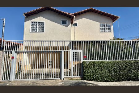Fachada de casa para alugar com 4 quartos, 500m² em Nossa Senhora do Carmo, Contagem