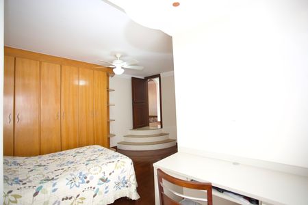 Casa para alugar com 500m², 4 quartos e 4 vagas Casa para alugar com 500m², 4 quartos e 4 vagasQuarto Suíte 1