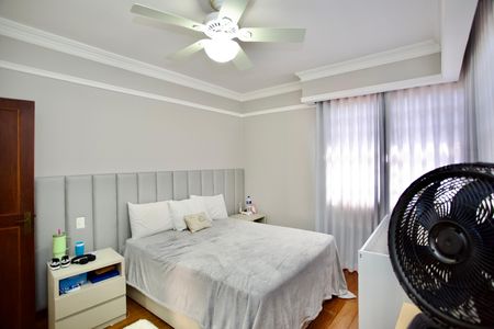 Casa para alugar com 500m², 4 quartos e 4 vagas Casa para alugar com 500m², 4 quartos e 4 vagasQuarto 2
