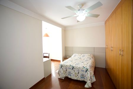Casa para alugar com 500m², 4 quartos e 4 vagas Casa para alugar com 500m², 4 quartos e 4 vagasQuarto Suíte 1