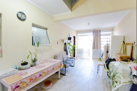 Garagem de casa à venda com 4 quartos, 220m² em Vila Rio de Janeiro, Guarulhos