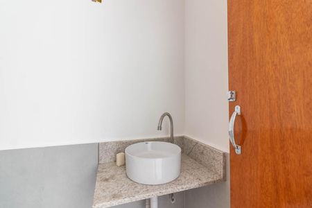 Casa à venda com 145m², 3 quartos e 2 vagas Casa à venda com 145m², 3 quartos e 2 vagasLavabo