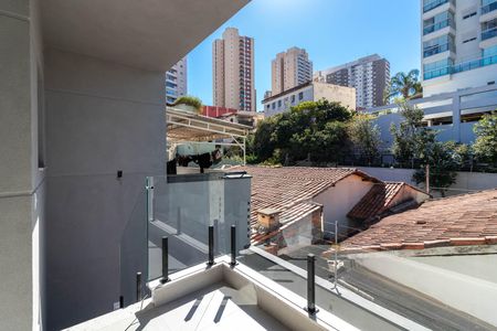 Casa à venda com 145m², 3 quartos e 2 vagas Casa à venda com 145m², 3 quartos e 2 vagasVaranda da Cozinha