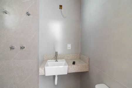 Casa à venda com 145m², 3 quartos e 2 vagas Casa à venda com 145m², 3 quartos e 2 vagasBanheiro da Suíte 3