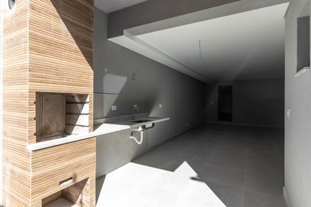 Casa à venda com 145m², 3 quartos e 2 vagas Casa à venda com 145m², 3 quartos e 2 vagasChurrasqueiraQuintal e Churrasqueira
