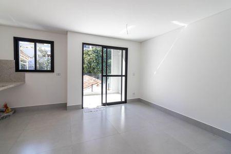 Casa à venda com 145m², 3 quartos e 2 vagas Casa à venda com 145m², 3 quartos e 2 vagasSala de Jantar