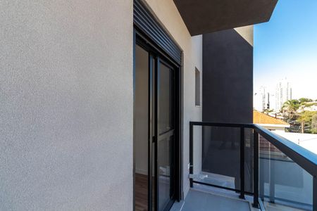 Casa à venda com 145m², 3 quartos e 2 vagas Casa à venda com 145m², 3 quartos e 2 vagasVaranda da Suíte 1