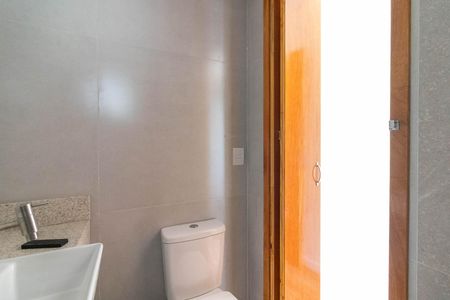 Casa à venda com 145m², 3 quartos e 2 vagas Casa à venda com 145m², 3 quartos e 2 vagasBanheiro da Suíte 3