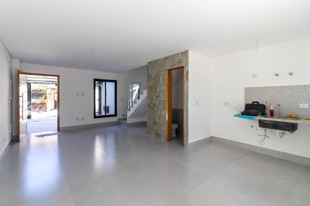 Casa à venda com 145m², 3 quartos e 2 vagas Casa à venda com 145m², 3 quartos e 2 vagasSala de Jantar